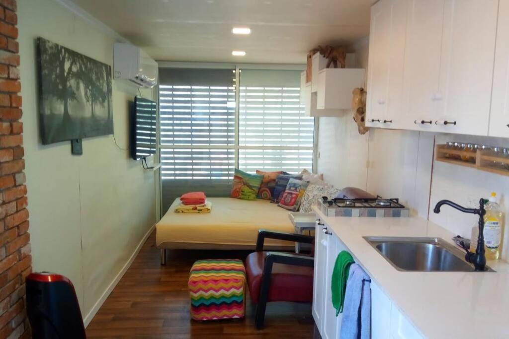 Luxury Caravan Truck In The Golan Heights Bruchim Qela' Alon Exterior photo